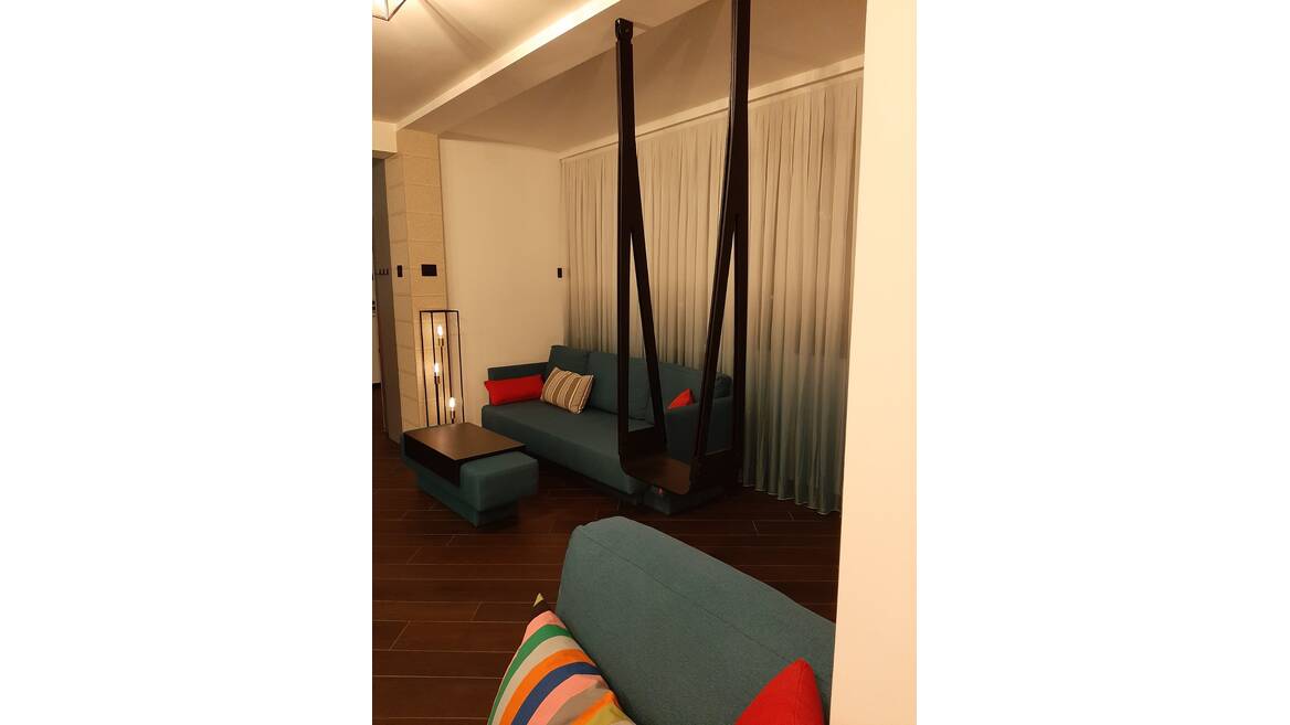 Laze Kostica, Novi Sad