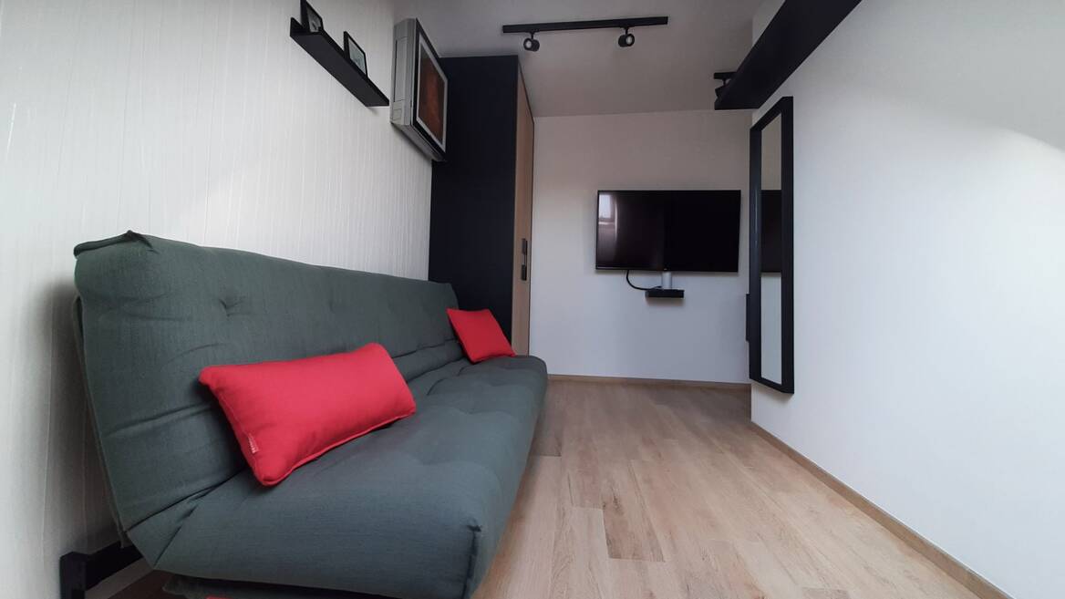 Laze Kostica, Novi Sad