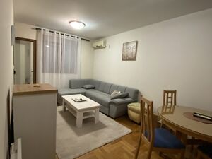 Pera Ćetkovića, Podgorica